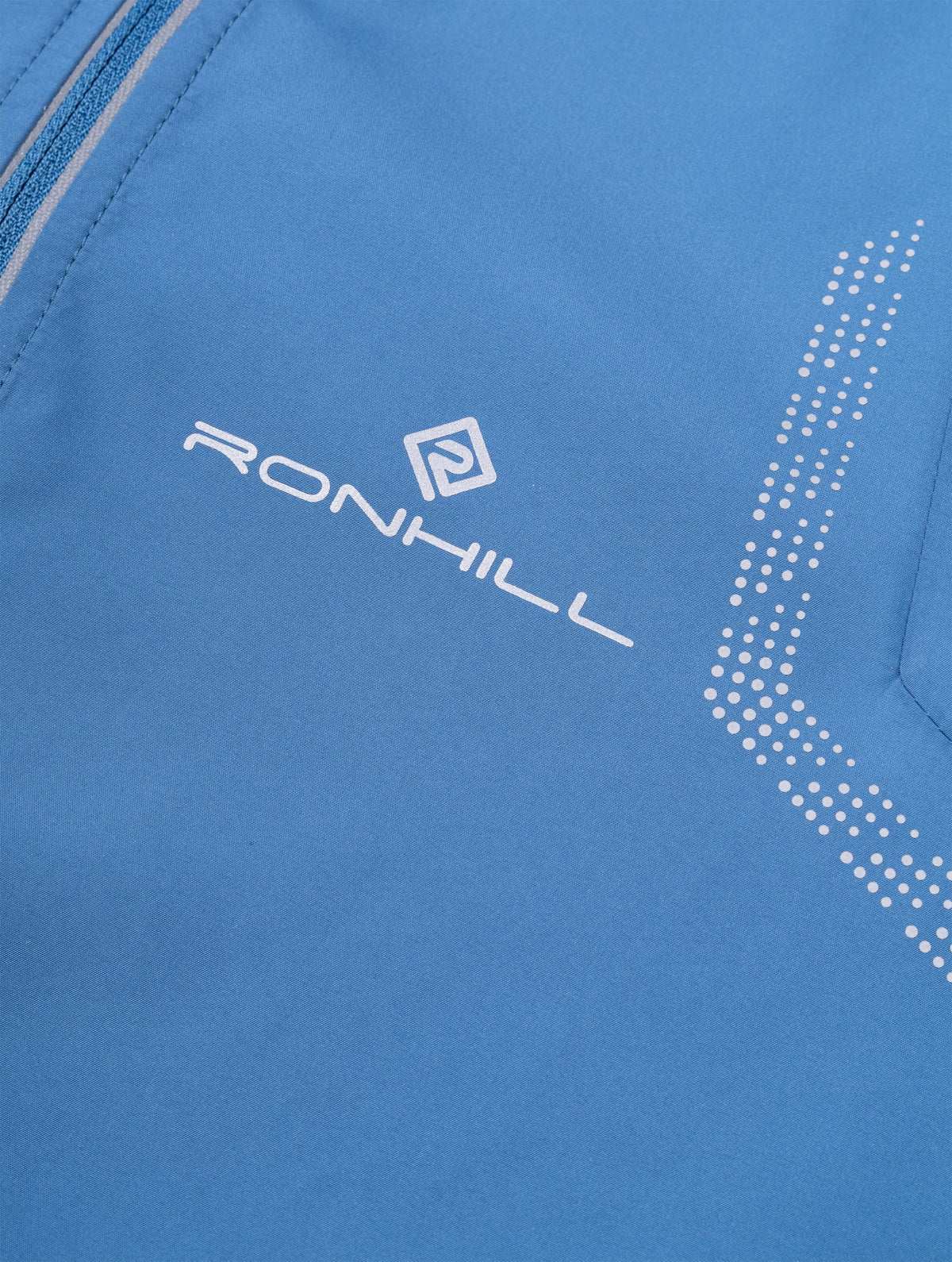 Ronhill Men's Tech Reflect Jacket in Glacier/Reflect - Detail Inside Pocket Zip