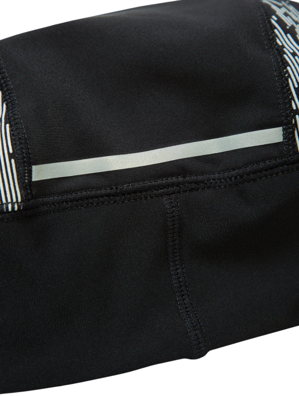 Ronhill Reflect Beanie in Black/Reflect - seams detail