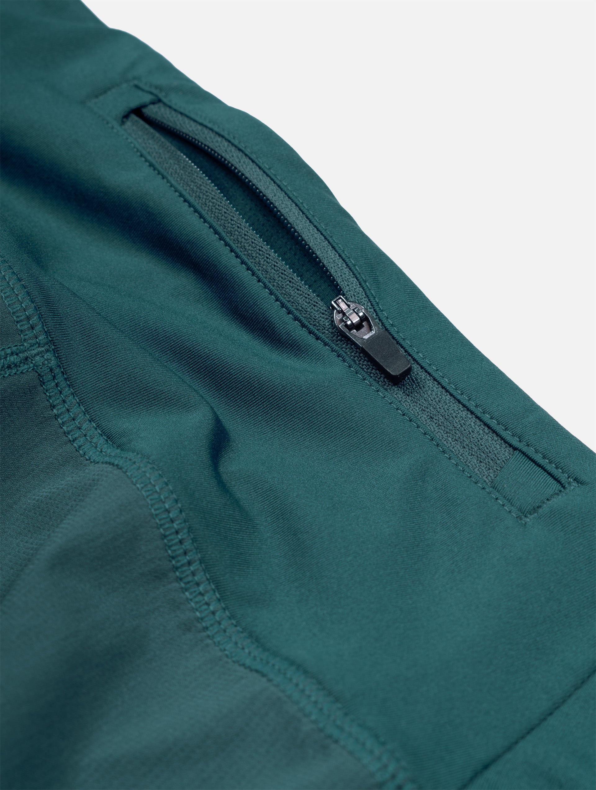 Ronhill Women's Tech 4.5" Short in Evening Haze/Seafoam - detail, 10
