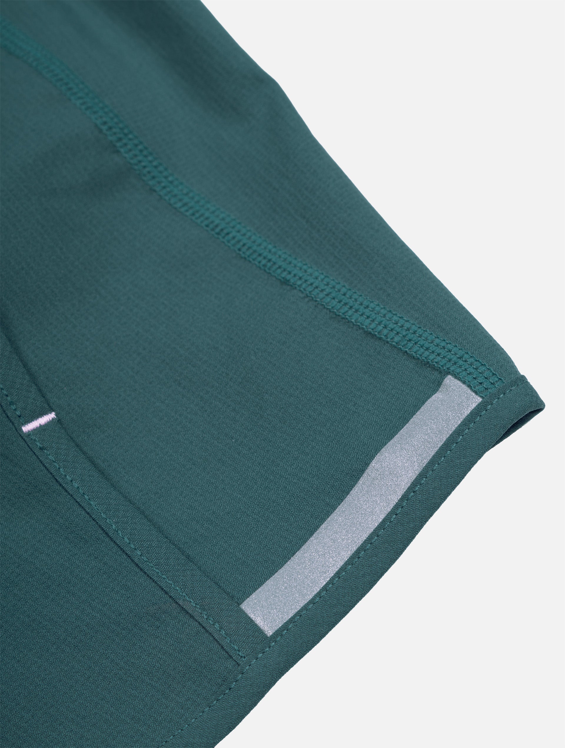 Ronhill Women's Tech 4.5" Short in Evening Haze/Seafoam - detail, 11
