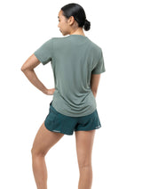 Ronhill Women's Tech 4.5" Short in Evening Haze/Seafoam - detail, 4