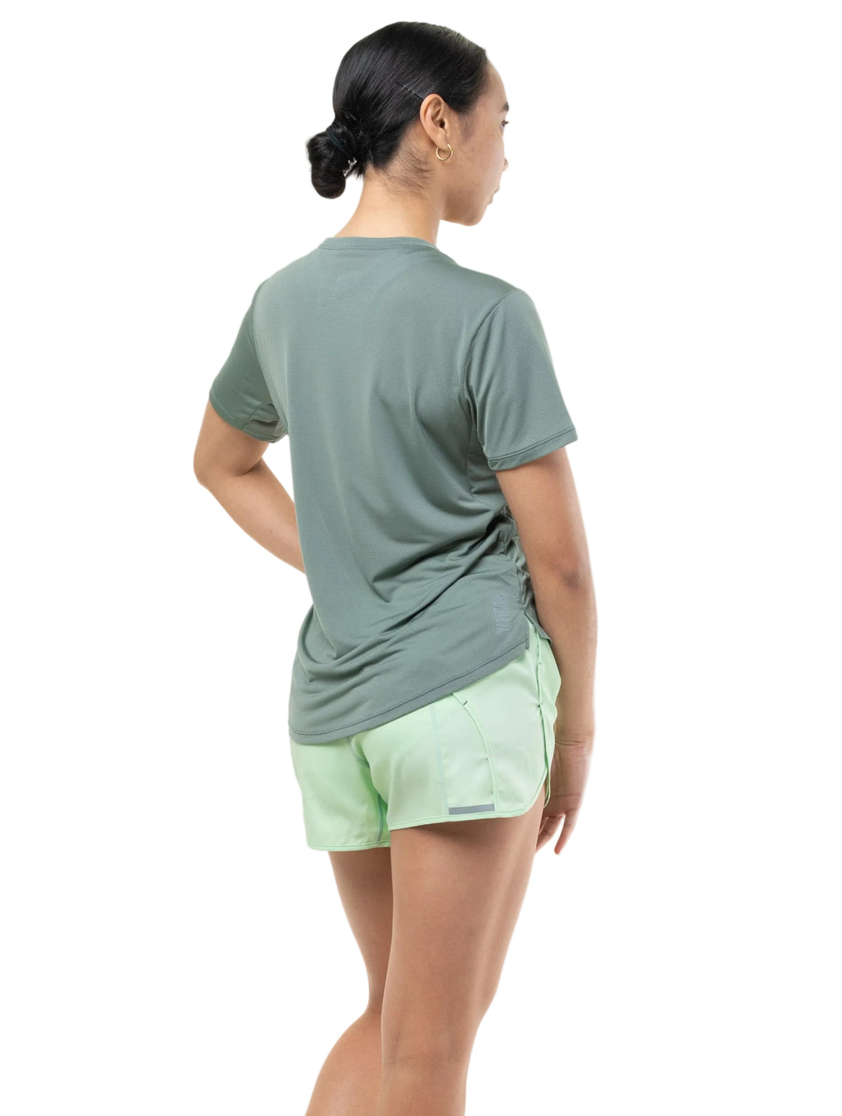 Ronhill Women's Tech 4.5" Short in Seafoam/Laurel - detail, 2