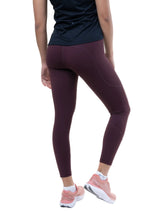 Ronhill Women's Tech 7/8 Tight in Espresso - detail, 6