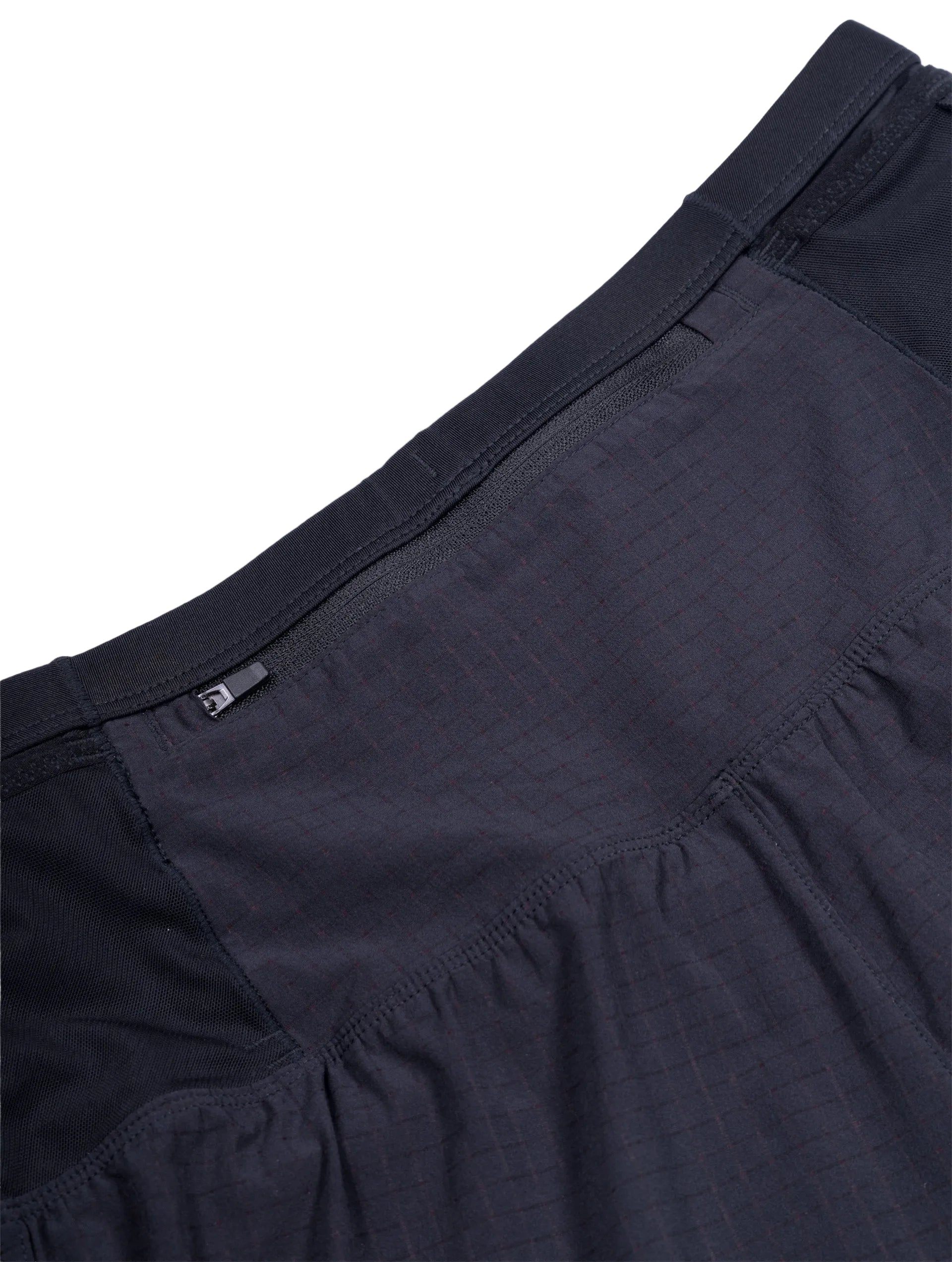 Ronhill Women's Tech All-Terrain 5" Twin Short in All Black - detail, 4