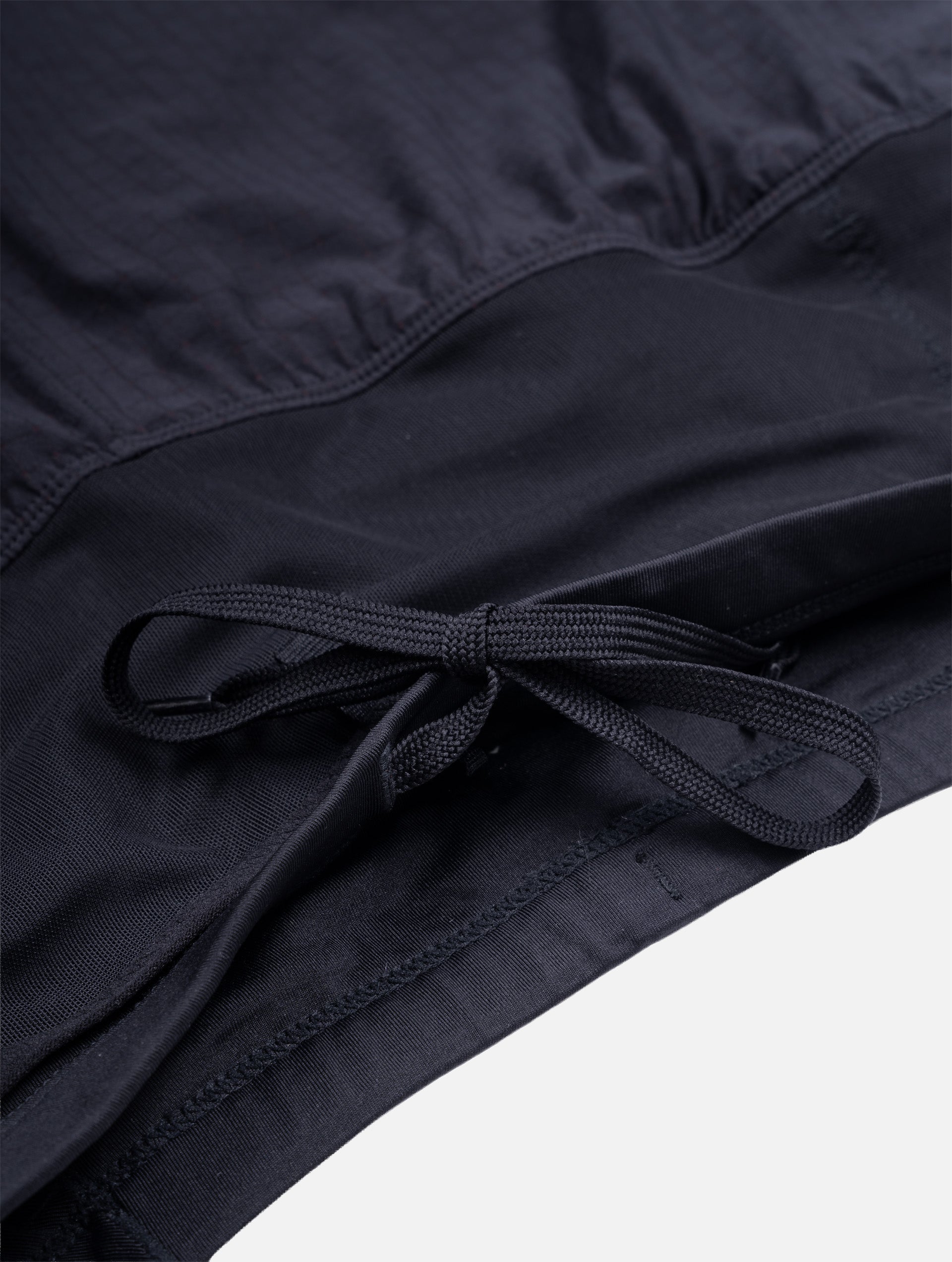 Ronhill Women's Tech All-Terrain 5" Twin Short in All Black - detail, 7