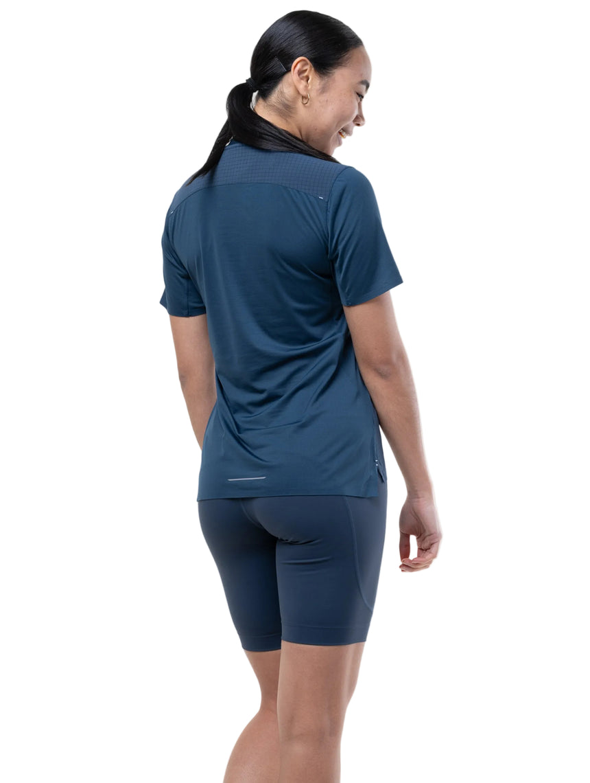Ronhill Women's Tech All-Terrain S/S Tee in Evening Haze - detail, 5