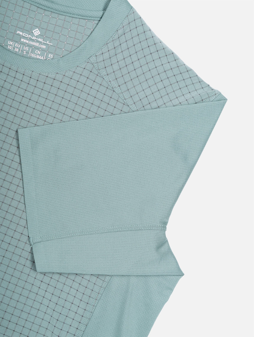 Ronhill Women's Tech All-Terrain S/S Tee in Laurel - detail, 9