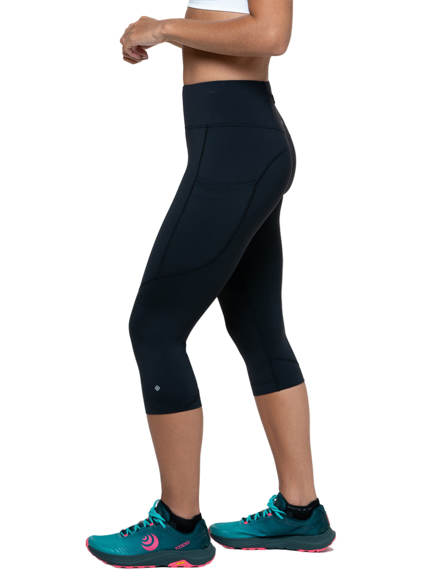 Ronhill Women's Tech Capri in All Black - stretch detail
