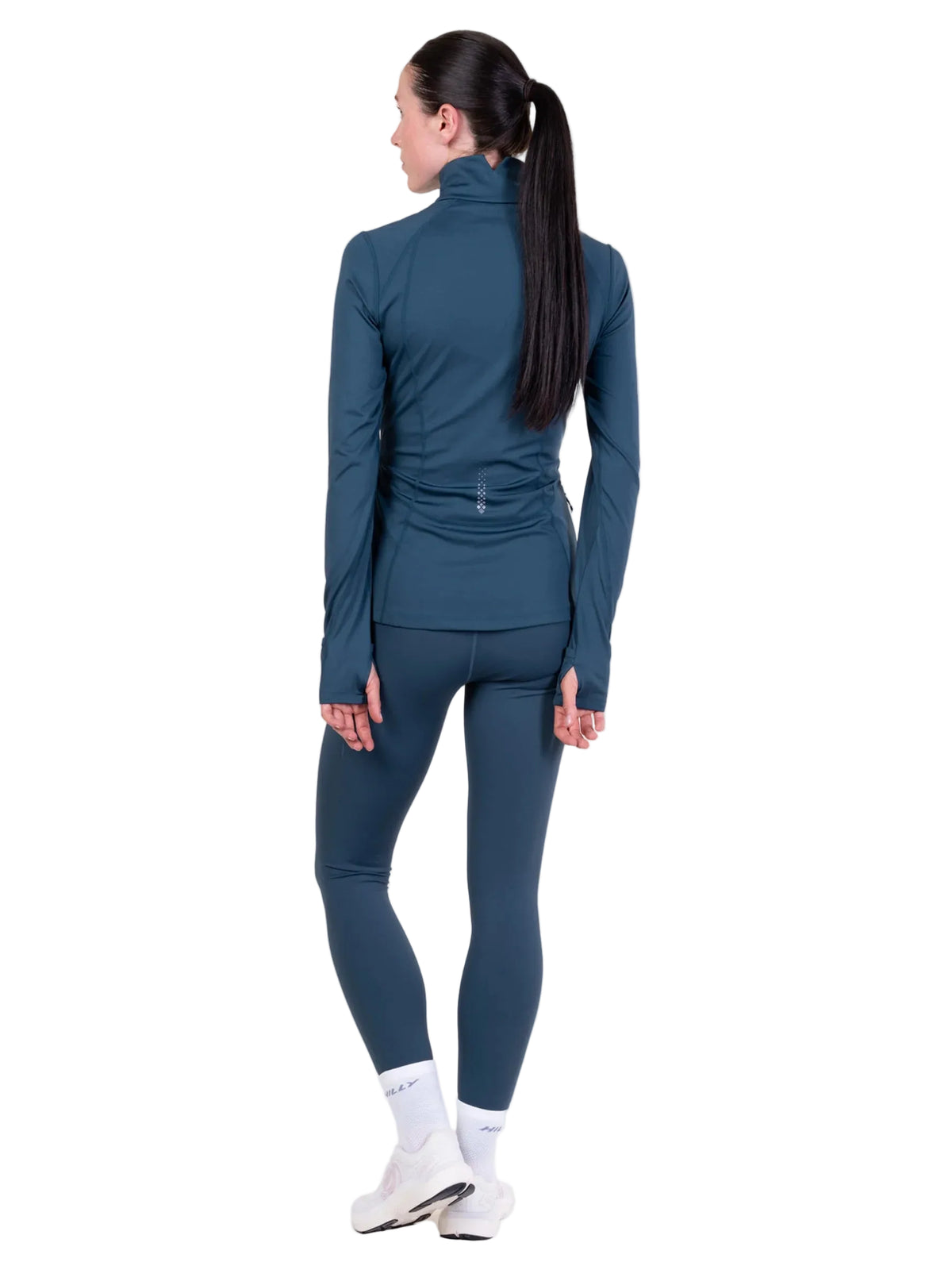 Ronhill Women's Tech Contour Jacket in Evening Haze - front, close-up, worn, hands at collar