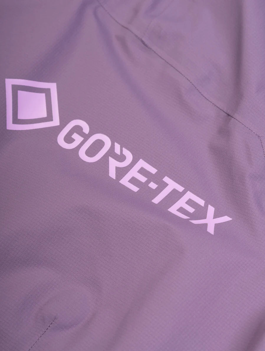 Ronhill Women's Tech GORE-TEX Mercurial Jacket 2 Dark Iris - GORE-TEX branding detail