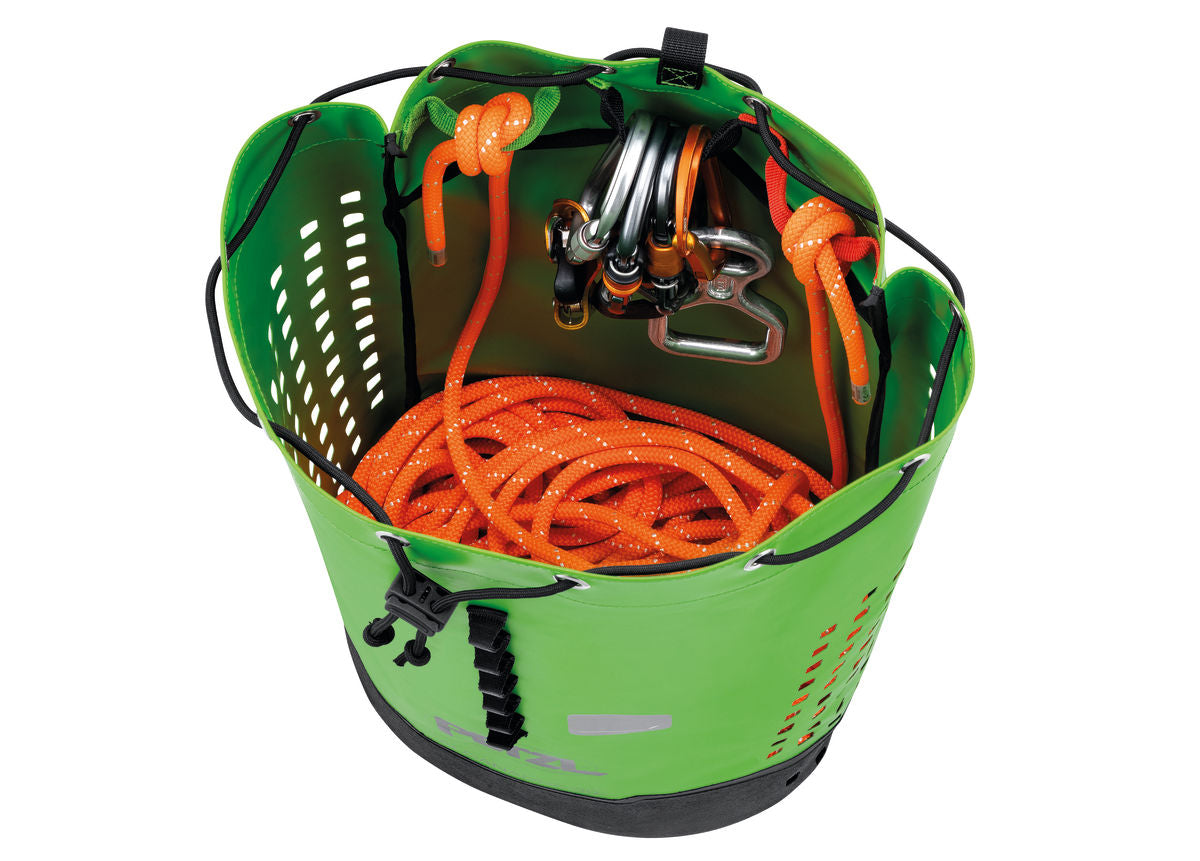 PetzlPetzl Alcanadre Club 30Outdoor Action