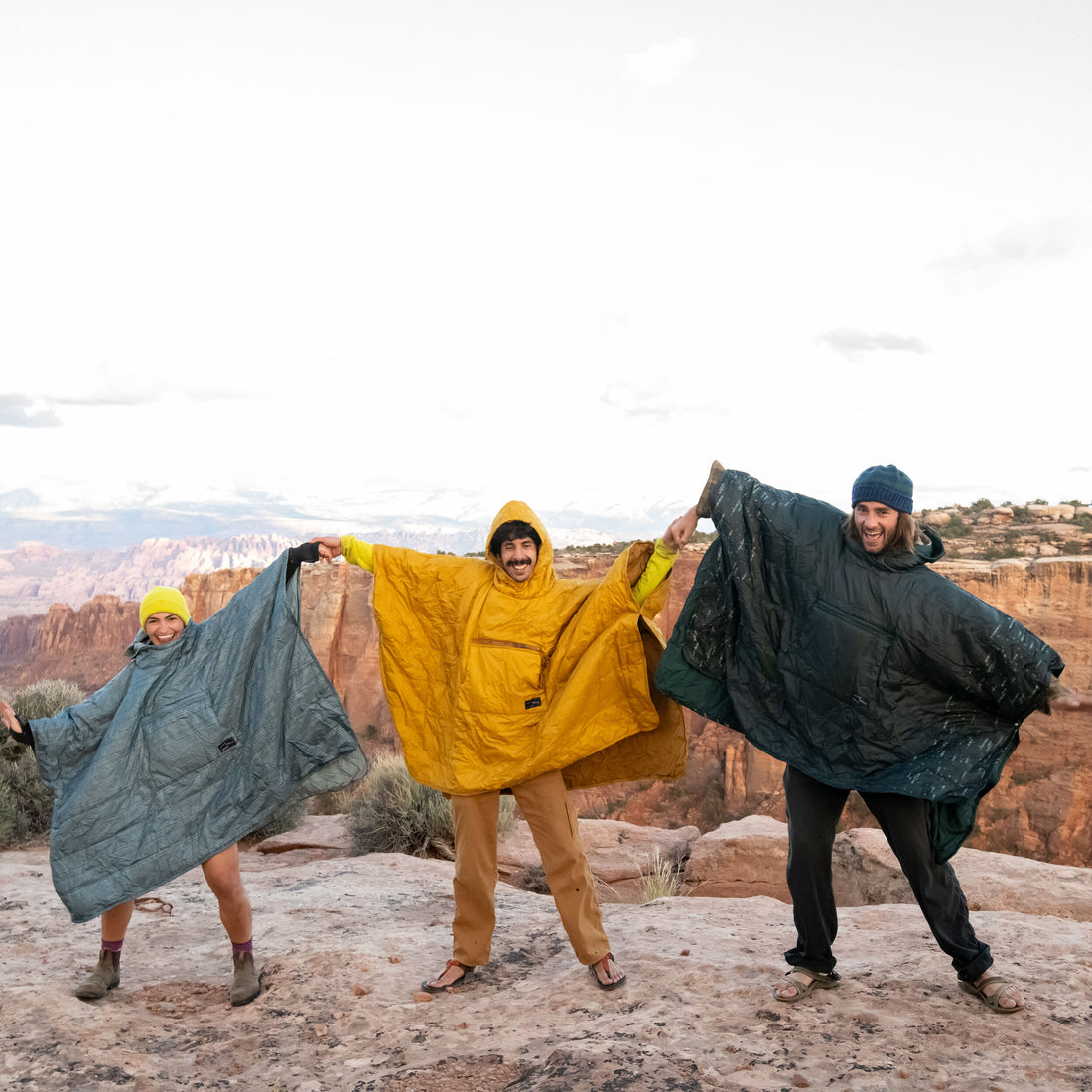 Thermarest Honcho Poncho Outdoor Action Blue Woven Print- Product in use