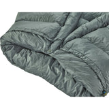 Thermarest Vesper 7C Quilt Outdoor Action- Neck snap