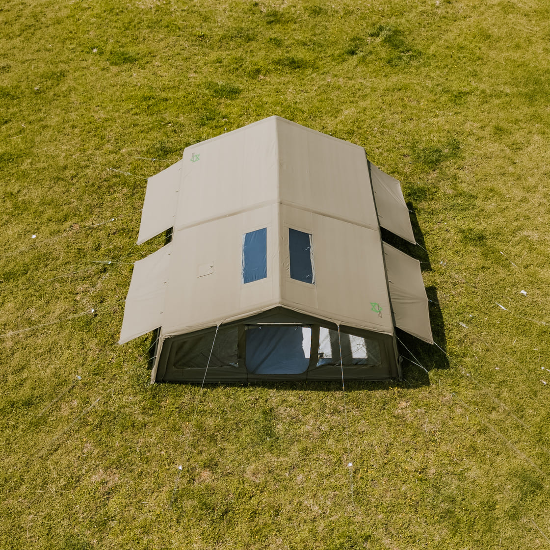 Holawild AirTek Machu Picchu XL in Khaki - Top Front View