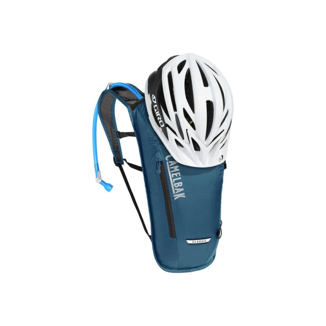 CamelbakCamelbak Classic Light Hydration PackOutdoor Action