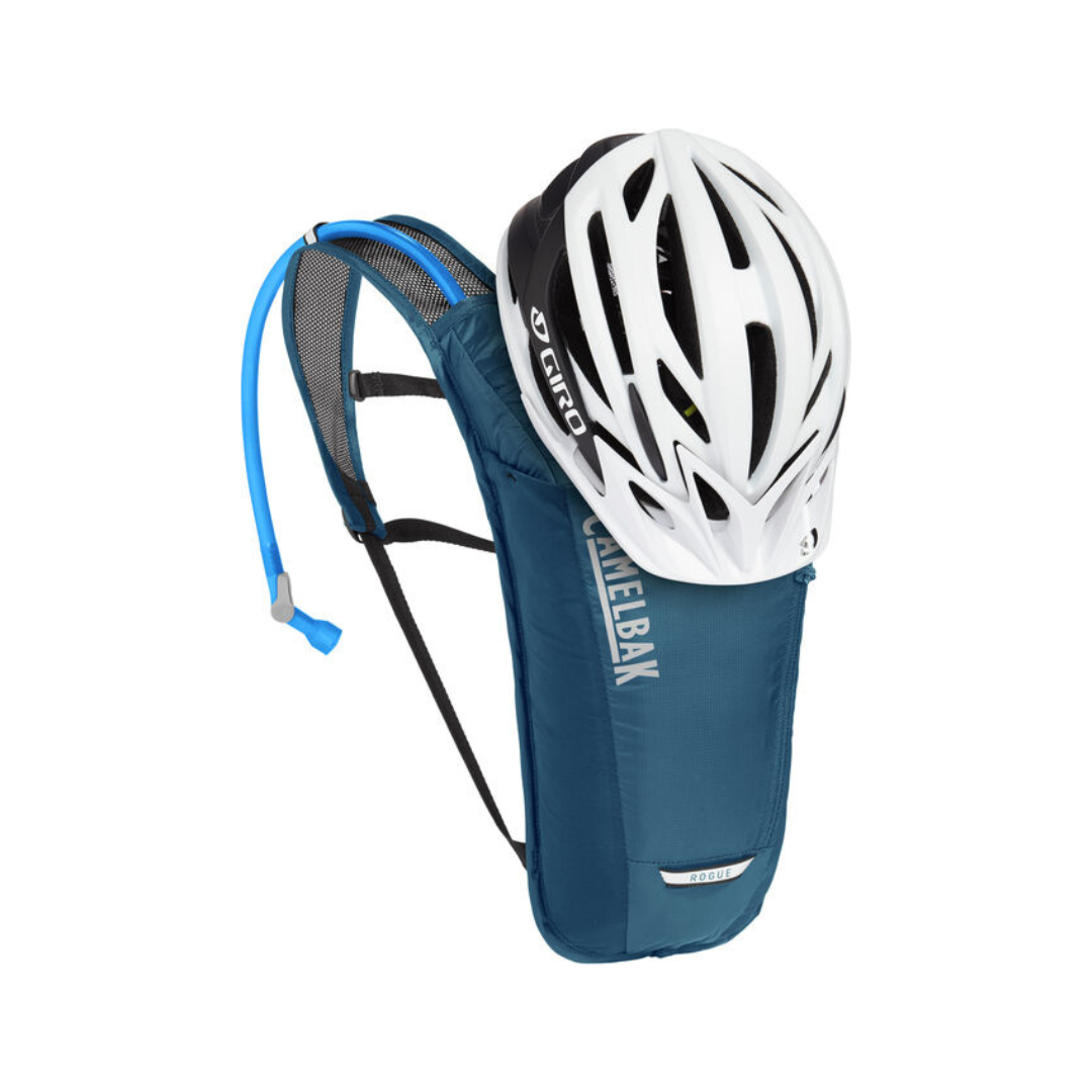 CamelbakCamelbak Rogue Light Hydration PackOutdoor Action