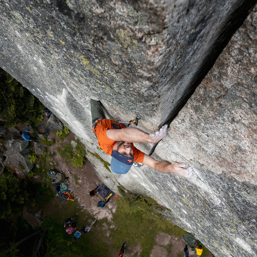 Wild Country Climbing Spotter T-Shirt Man Outdoor Action Sandstone - Product In Use Top View Climbing
