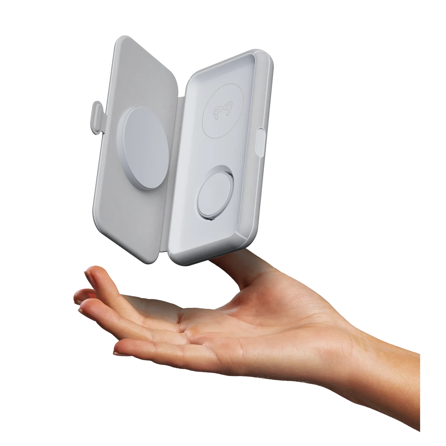 Xtorm Foldable Wireless Travel Charger 3-in-1 - Foldable System in Models Hand