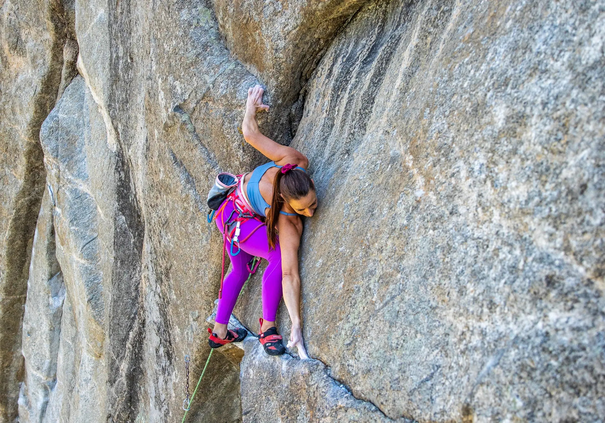 Ocún Ozone Climbing Shoes - image 10