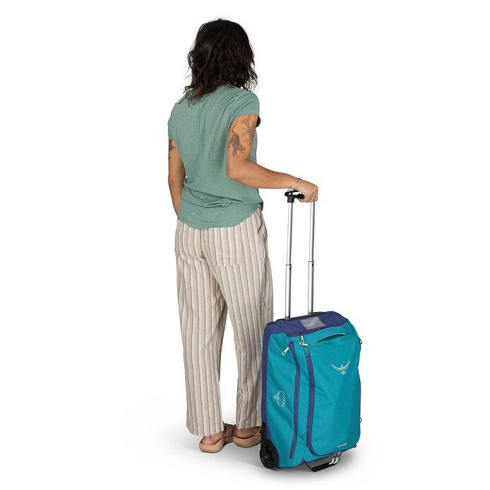 OspreyOsprey Daylite™ Carry-On Wheeled Duffle 40Outdoor Action