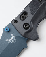 Benchmade Adira 18060SBT-01, handle detail