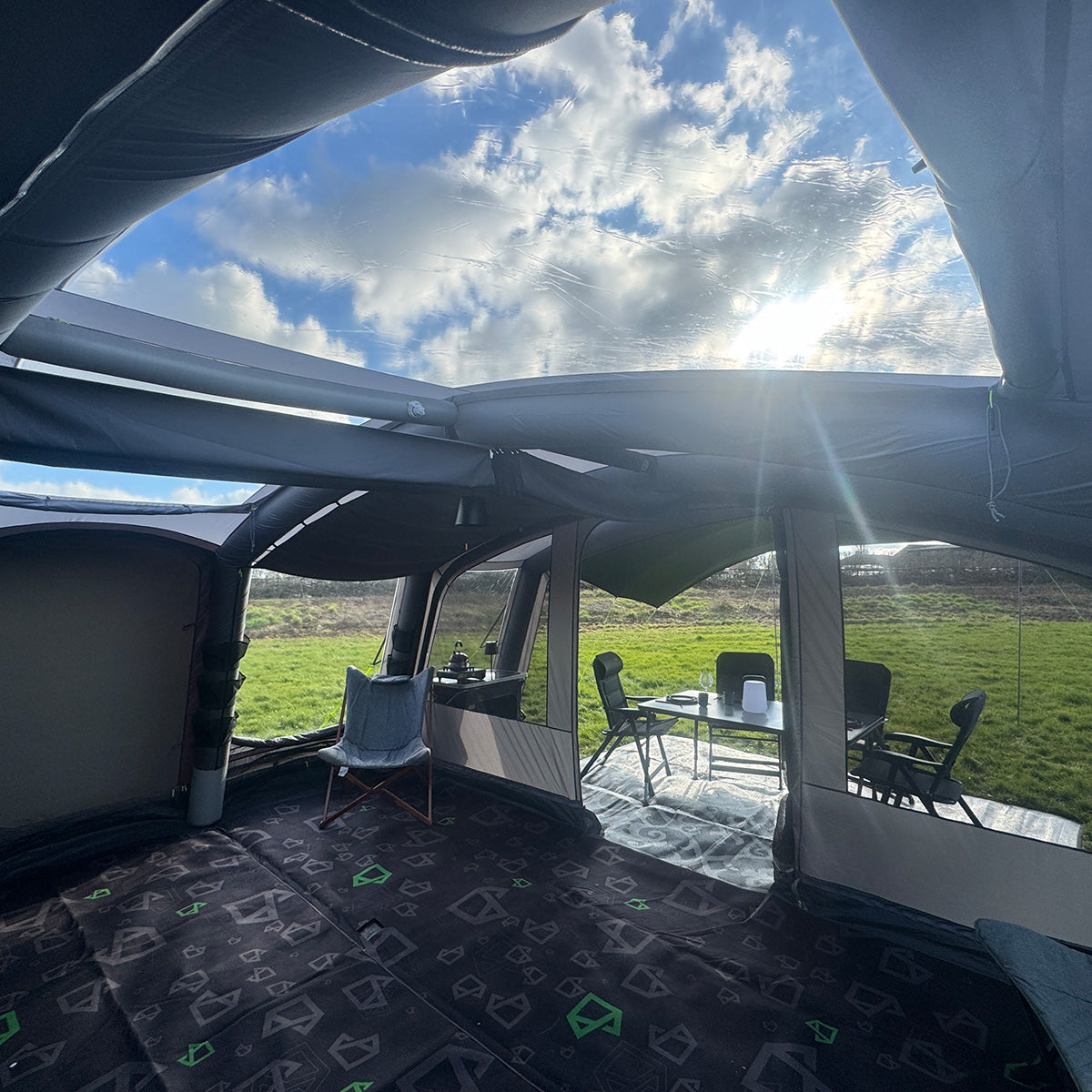 Holawild AirTek Sherwood 8.0 Inflatable Family Tent - Sherwood 8.0 Inside