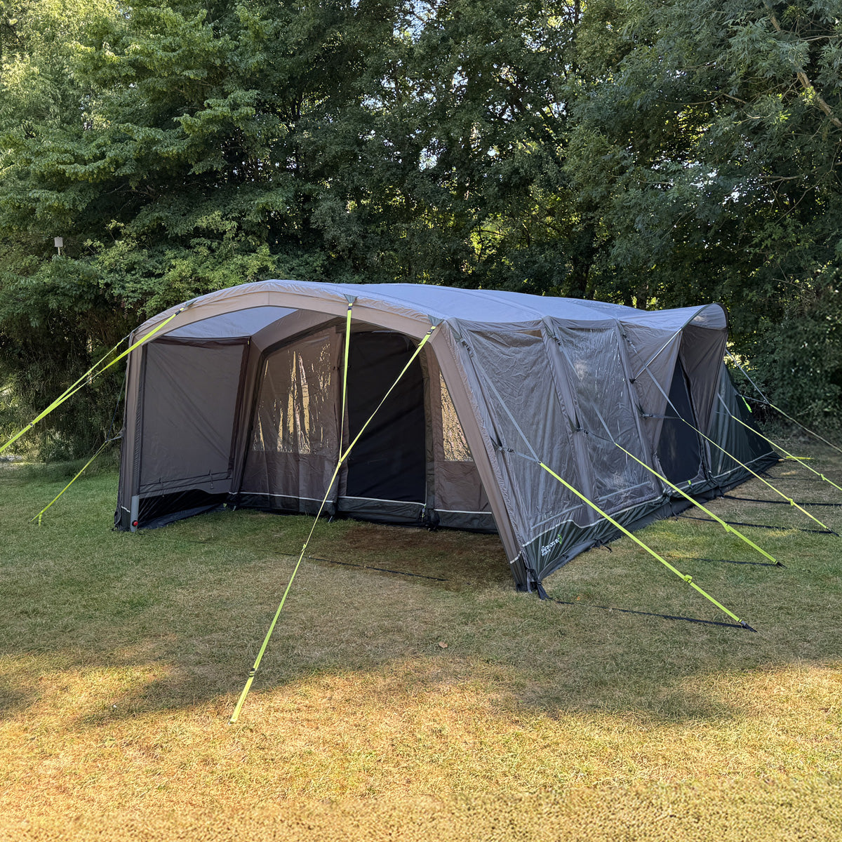 Holawild AIRTEK SHERWOOD 6.0 Inflatable Family Tent - 8