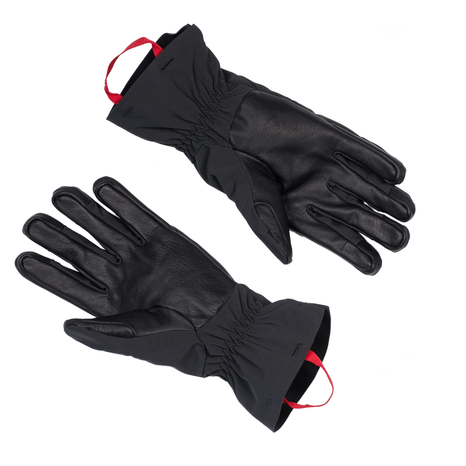 Low-bulk split cuff detail on Mountain Equipment G2 Alpine Men's Glove in Black/Black for easy donning
