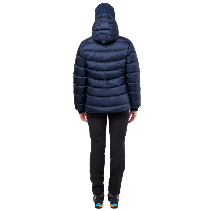 2-way YKK moulded centre front zip detail on Mountain Equipment Lightline Women's Jacket in Cosmos