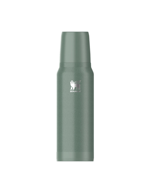 Stanley New Legend Bottle 0.95 L in Hammertone Green - product view 1