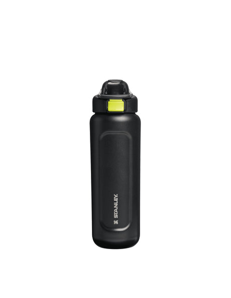 Stanley Wellspring Bottle 0.71 L in Black Atomic - product view 1