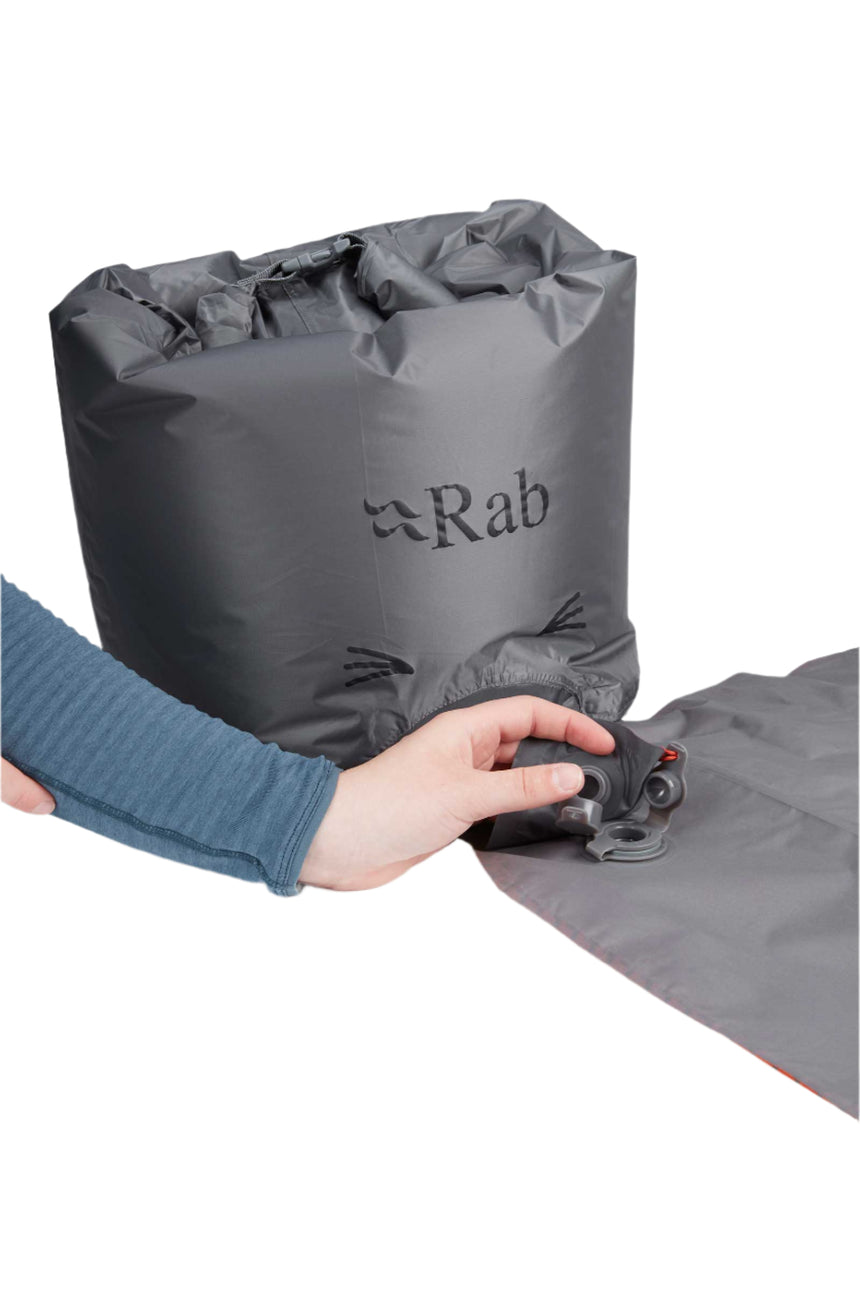 Rab Stratosphere 4 Sleep Pad in Graphene - pump sack