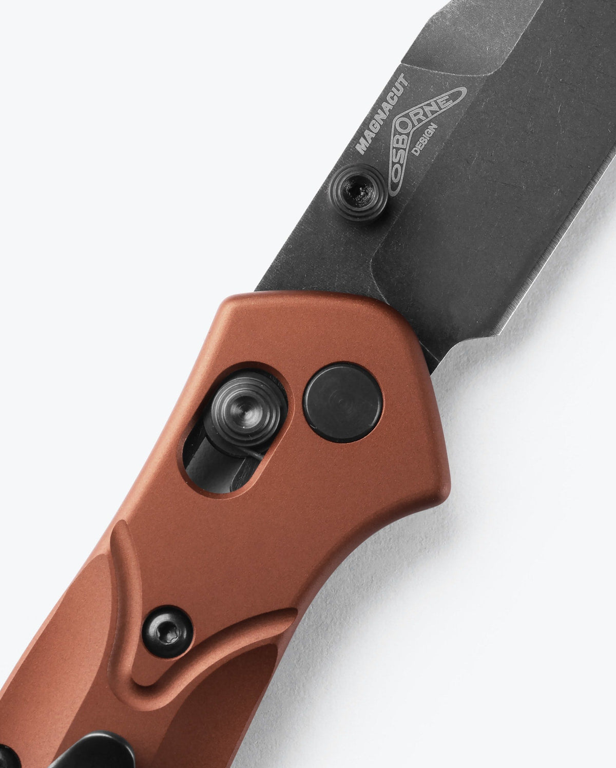 Benchmade Osborne 940BK-03 Burnt Copper, AXIS lock detail