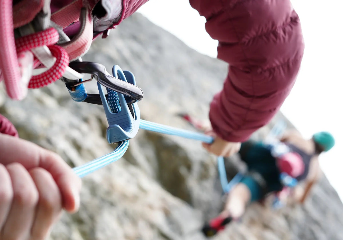 Ocún BOW Belay Device - image 13