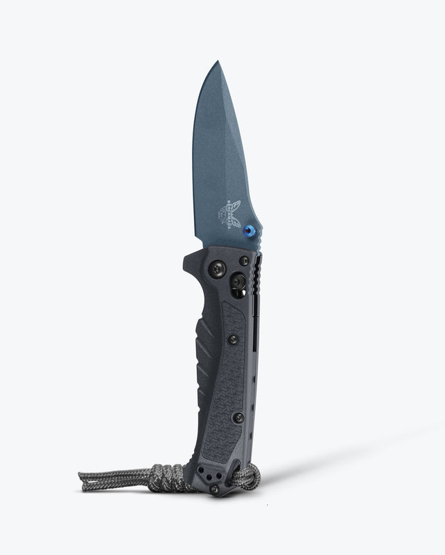 Benchmade Mini Adira 18065BT-01, vertical view