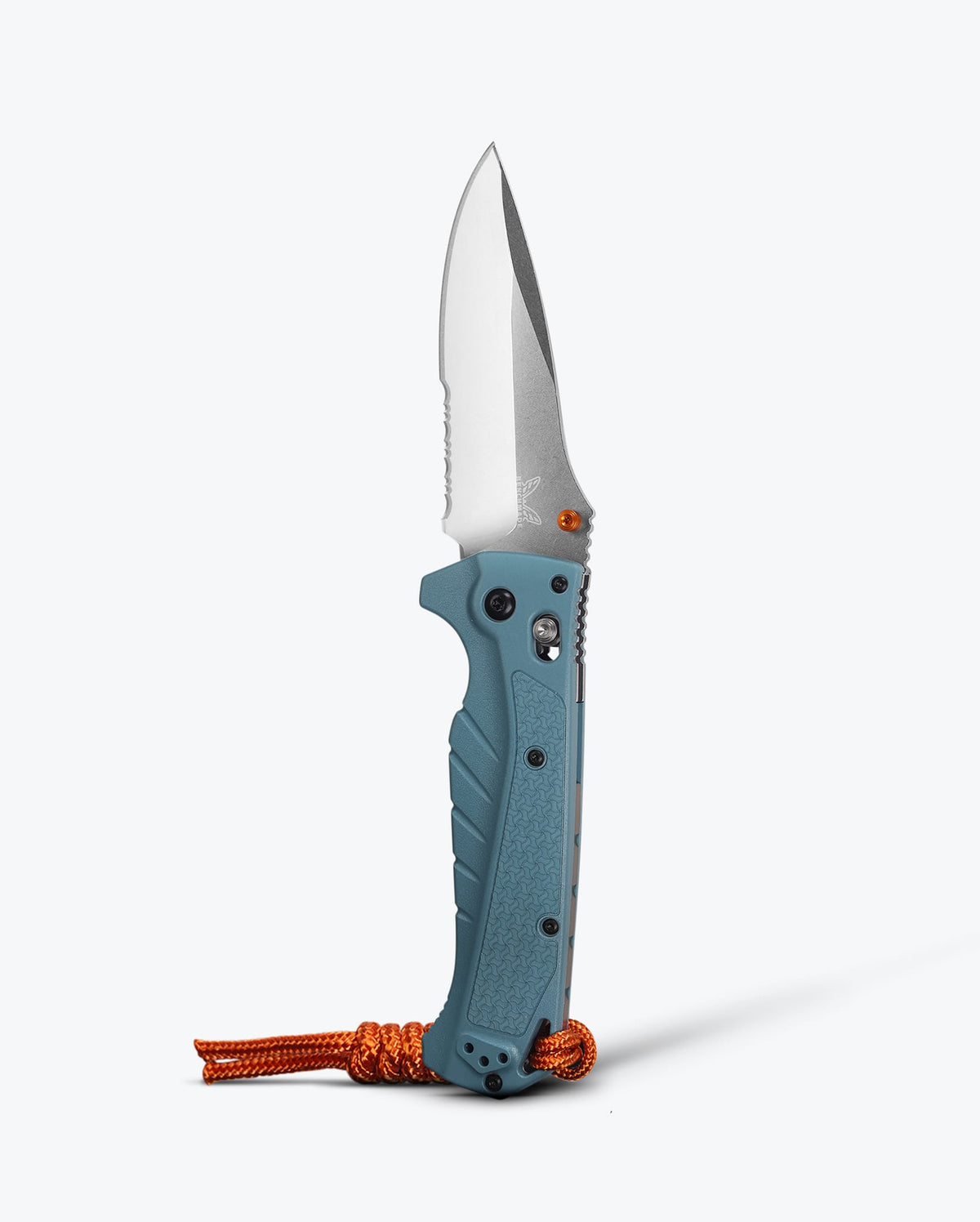 Benchmade Adira 18060S, vertical view