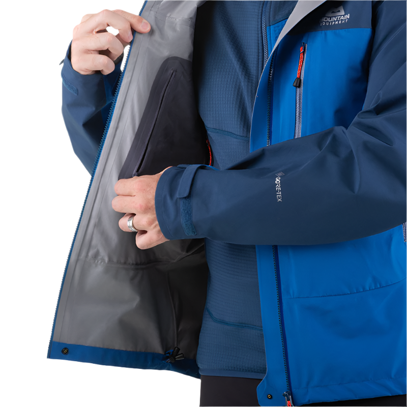 Mountain Equipment Makalu GORE-TEX Jacket in Medieval/Dark Ocean - Close-Up of Internal Pocket